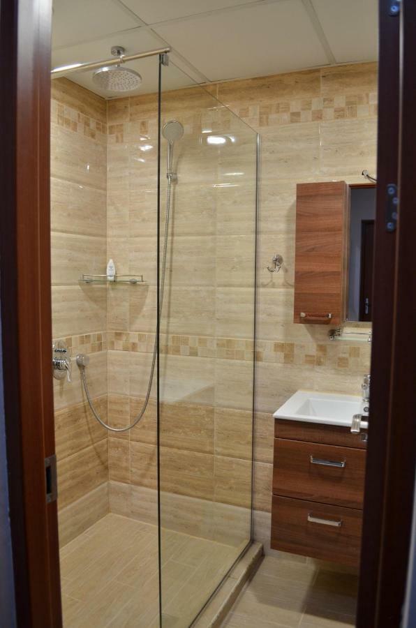Luxury Apartment Near Varna, Located In Targovishte 外观 照片