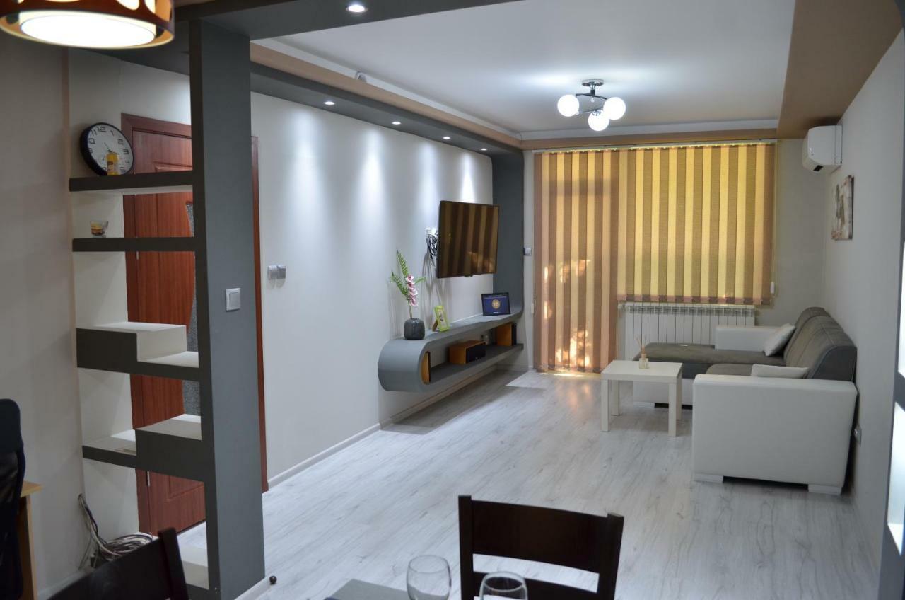 Luxury Apartment Near Varna, Located In Targovishte 外观 照片