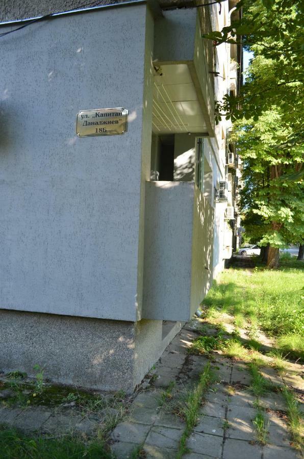 Luxury Apartment Near Varna, Located In Targovishte 外观 照片